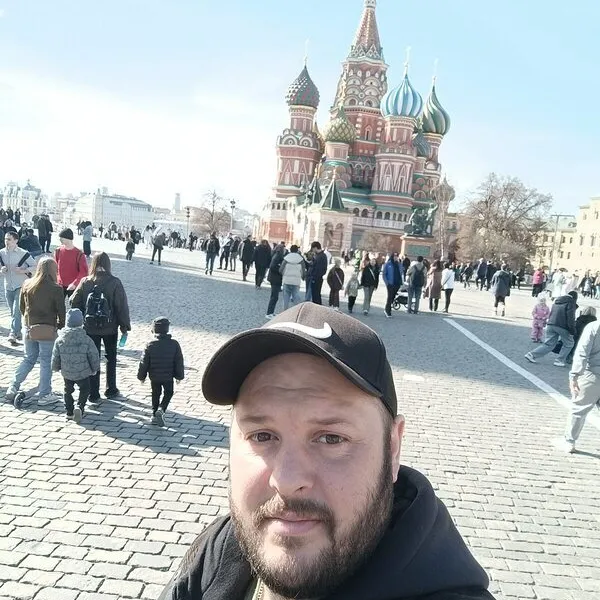 Максим